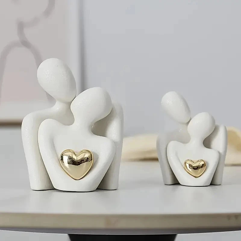 Escultura Decorativa Casal Abraçado