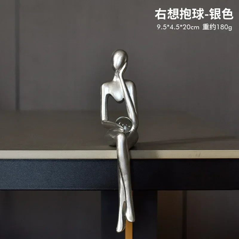 Estatueta Abstrata Sentada