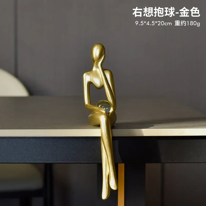 Estatueta Abstrata Sentada