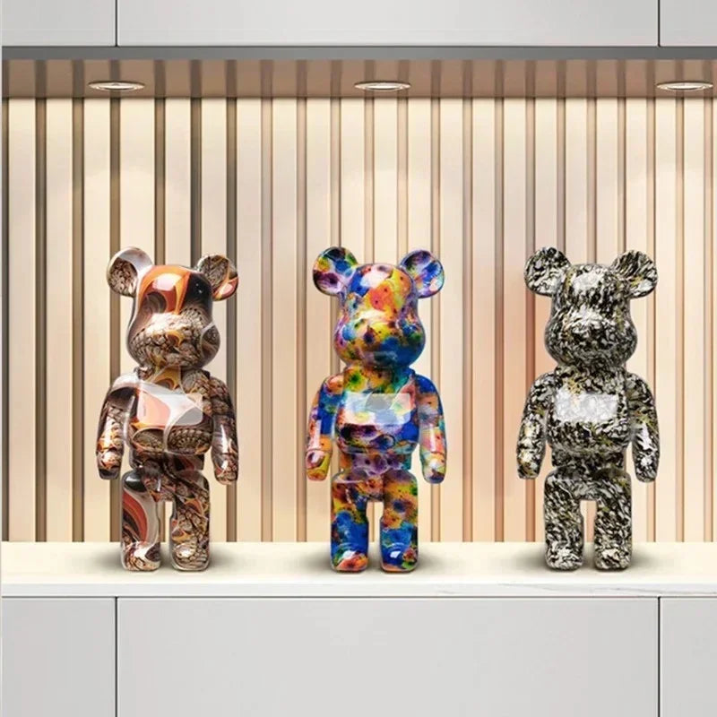 Escultura de Urso Grafitada