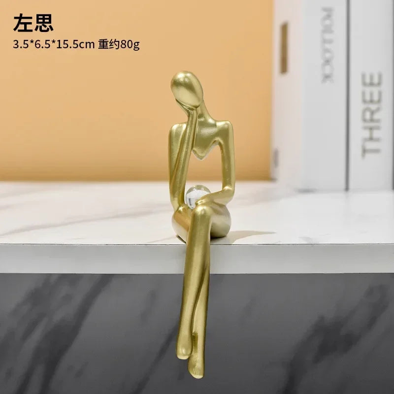 Estatueta Abstrata Sentada