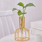 Vaso de Metal Dourado