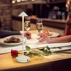 Luminária de Mesa Criativa LED