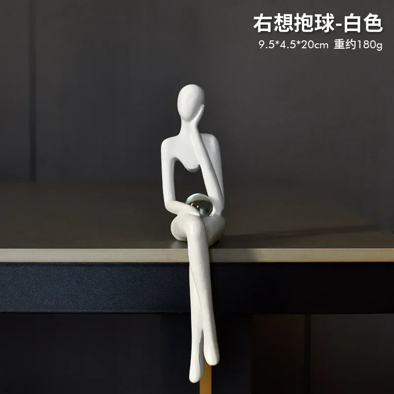 Estatueta Abstrata Sentada