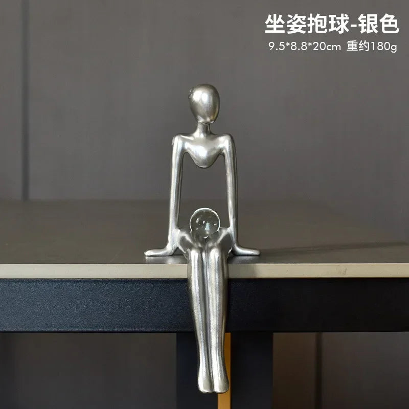 Estatueta Abstrata Sentada