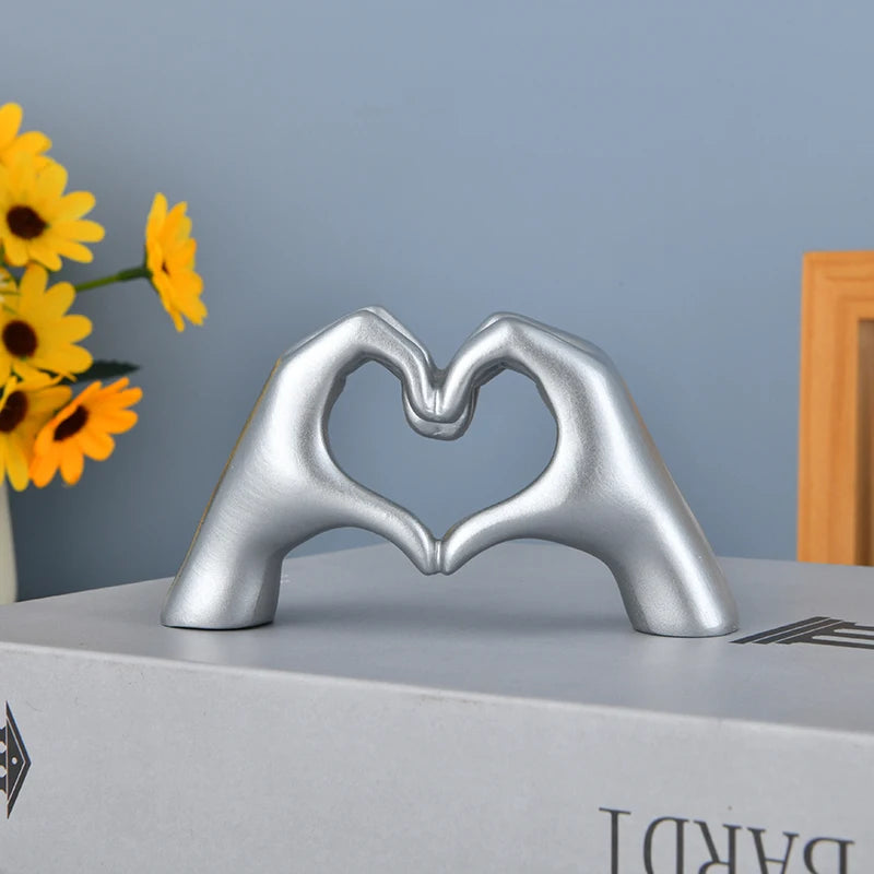 Escultura Coração de Mão