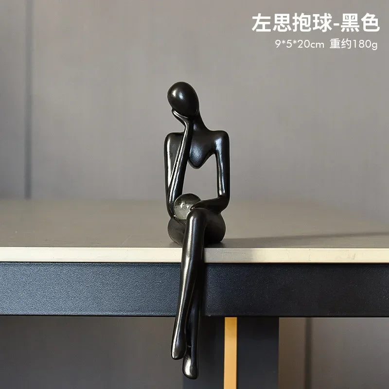 Estatueta Abstrata Sentada