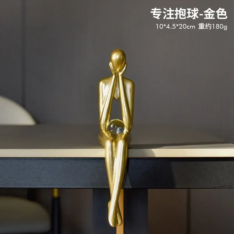 Estatueta Abstrata Sentada