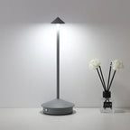 Luminária de Mesa Criativa LED